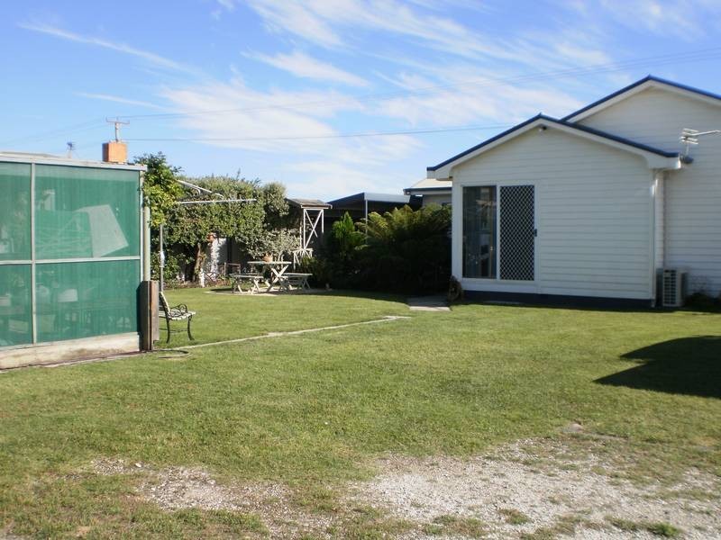 26 Penguin Road, Ulverstone TAS 7315