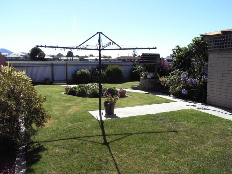 15 Leighlands Avenue, Ulverstone TAS 7315