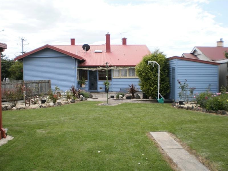64 Leven Street, Ulverstone TAS 7315