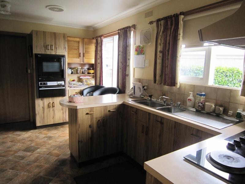 2 Leighlands Avenue, Ulverstone TAS 7315