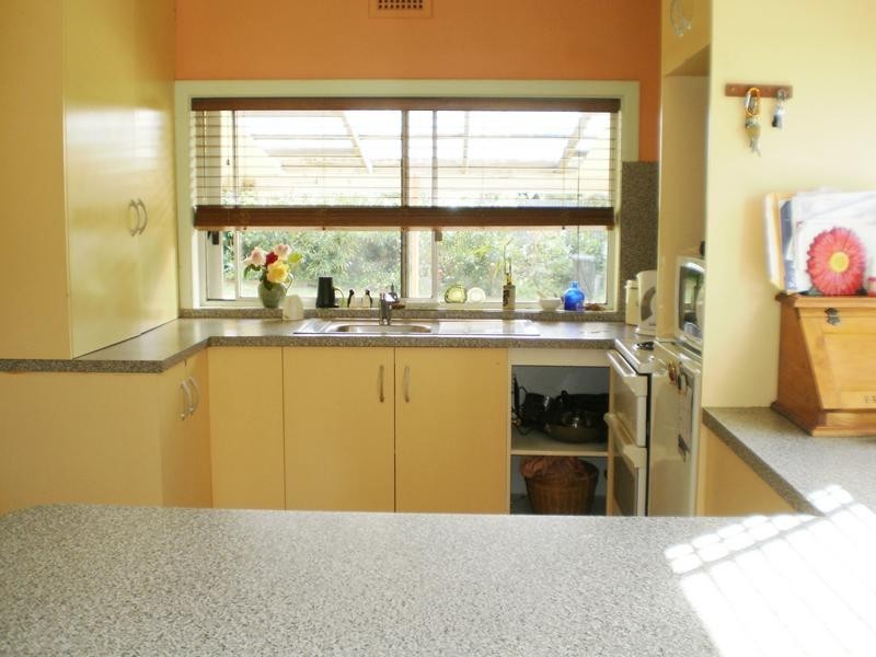 112 South Road, Penguin TAS 7316