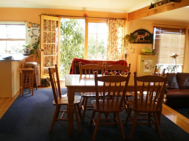 112 South Road, Penguin TAS 7316