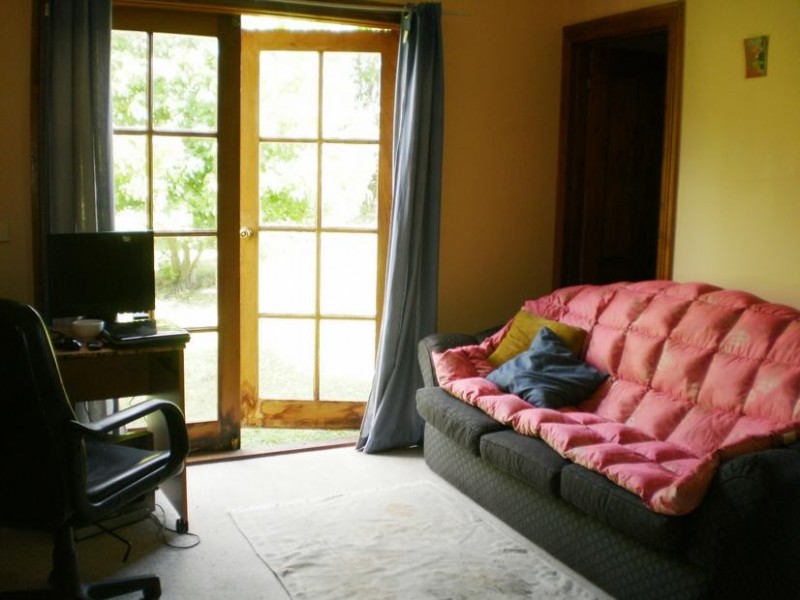 112 South Road, Penguin TAS 7316