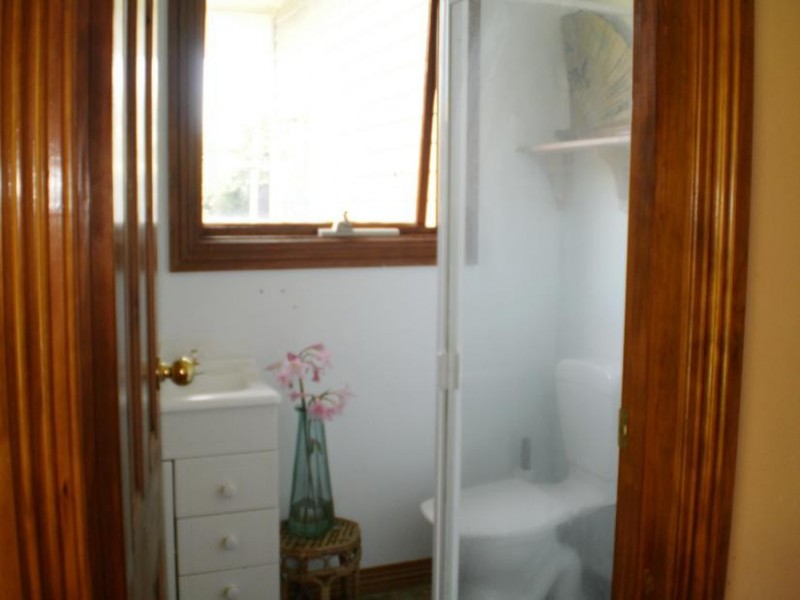 112 South Road, Penguin TAS 7316