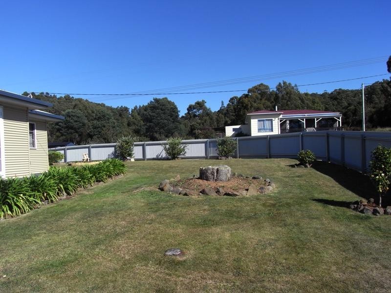 57 White Hills Road, Penguin TAS 7316