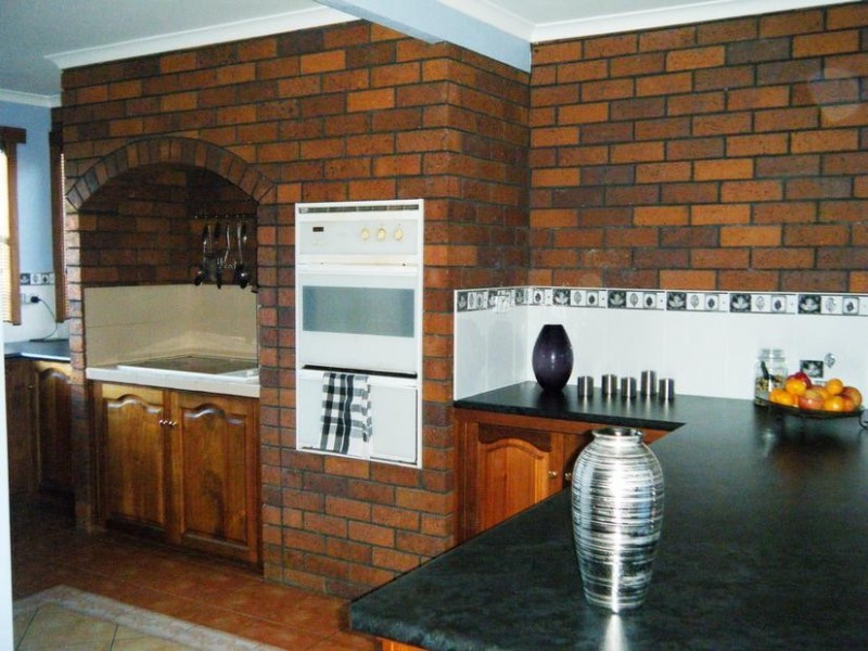 14 River Road, Ulverstone TAS 7315