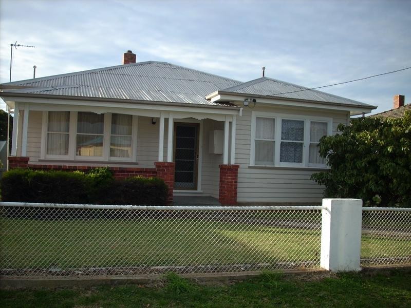 19 Leven Street, Ulverstone TAS 7315