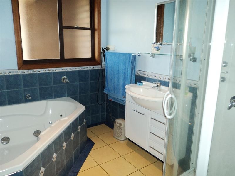 111 Penguin Road, Ulverstone TAS 7315