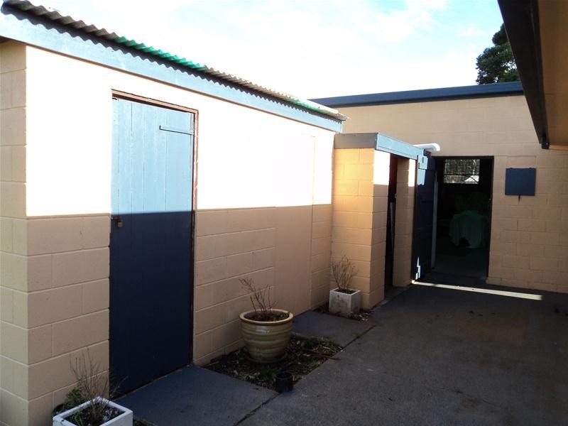 111 Penguin Road, Ulverstone TAS 7315