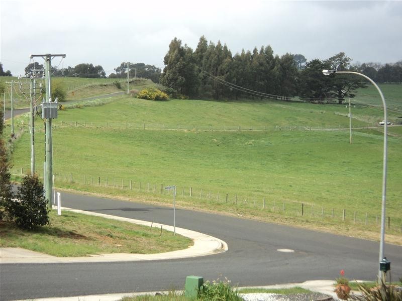 2 Wadecliff Rise, Ulverstone TAS 7315