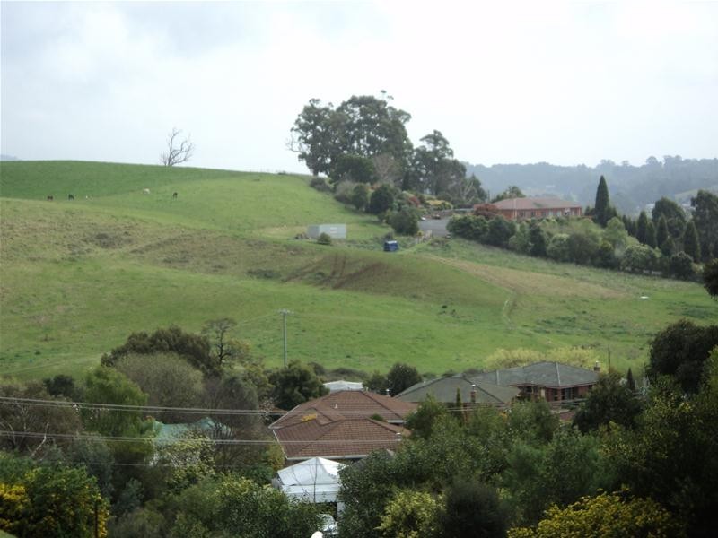2 Wadecliff Rise, Ulverstone TAS 7315