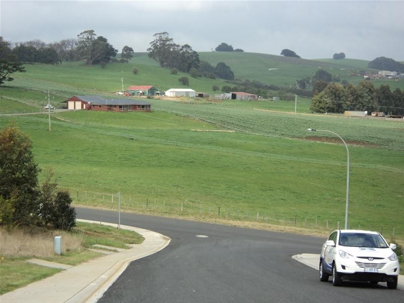 2 Wadecliff Rise, Ulverstone TAS 7315