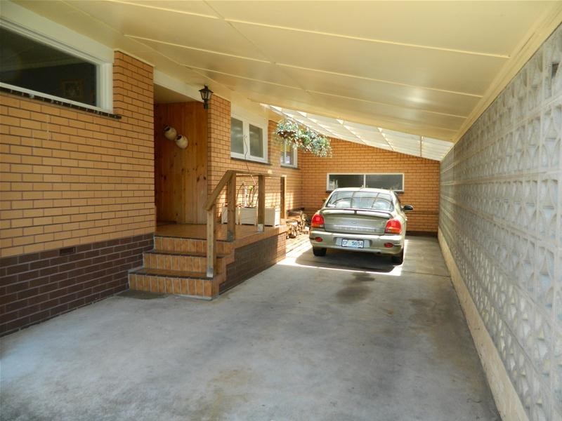 8 Goddard Street, Ulverstone TAS 7315