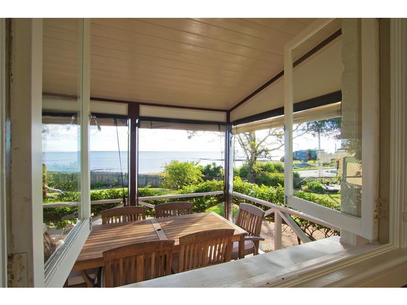 17 Main Road, Penguin TAS 7316