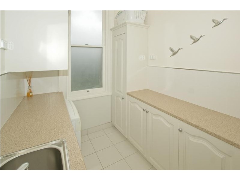 17 Main Road, Penguin TAS 7316