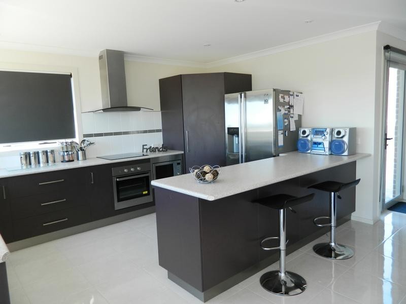 2/13 McCall Terrace, Stony Rise TAS 7310