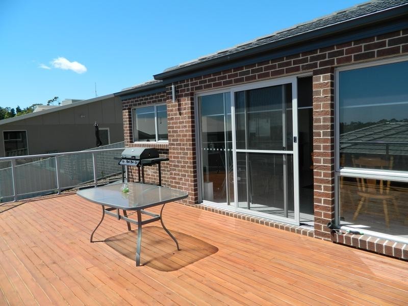 2/13 McCall Terrace, Stony Rise TAS 7310