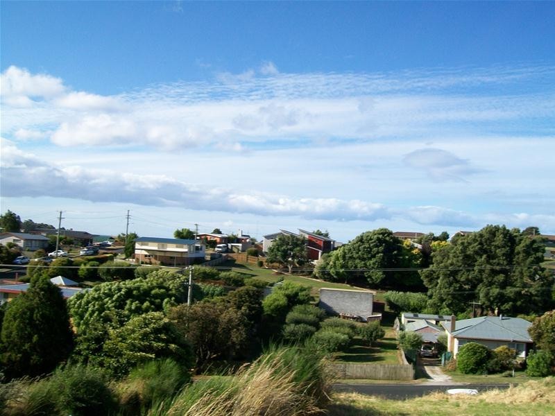 20 South Road, Penguin TAS 7316