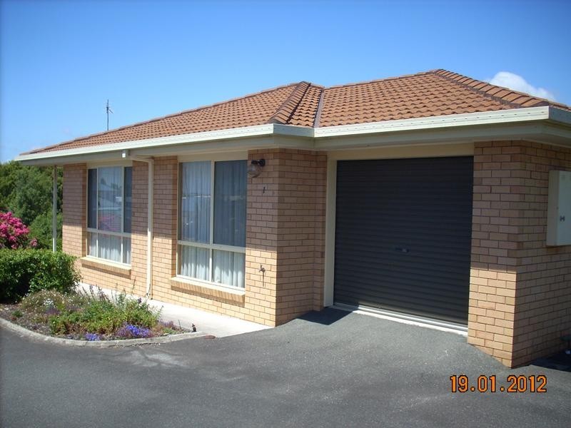 1/37 Amherst Street, Ulverstone TAS 7315