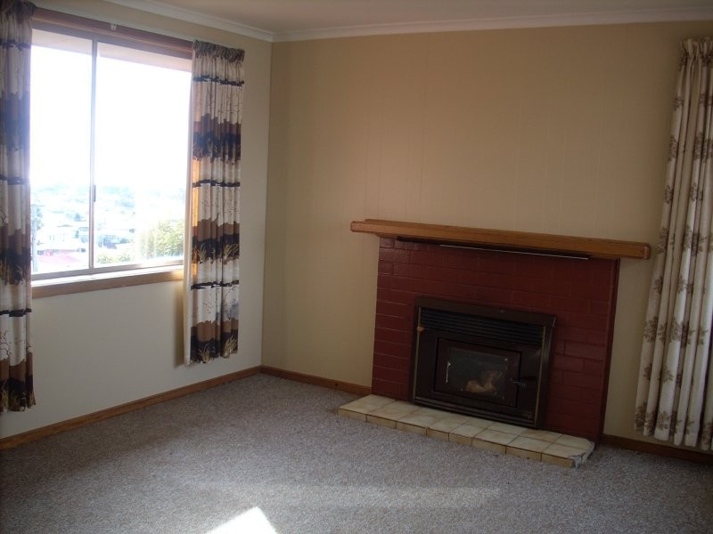 18 Barker Street, Ulverstone TAS 7315