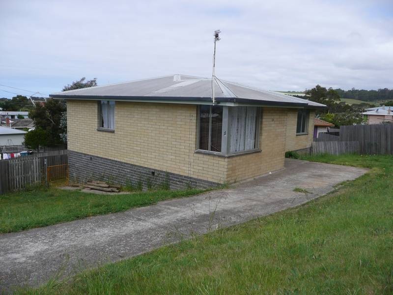 11 Clarke Street, Ulverstone TAS 7315