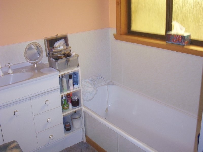 52 Leighlands Avenue, Ulverstone TAS 7315