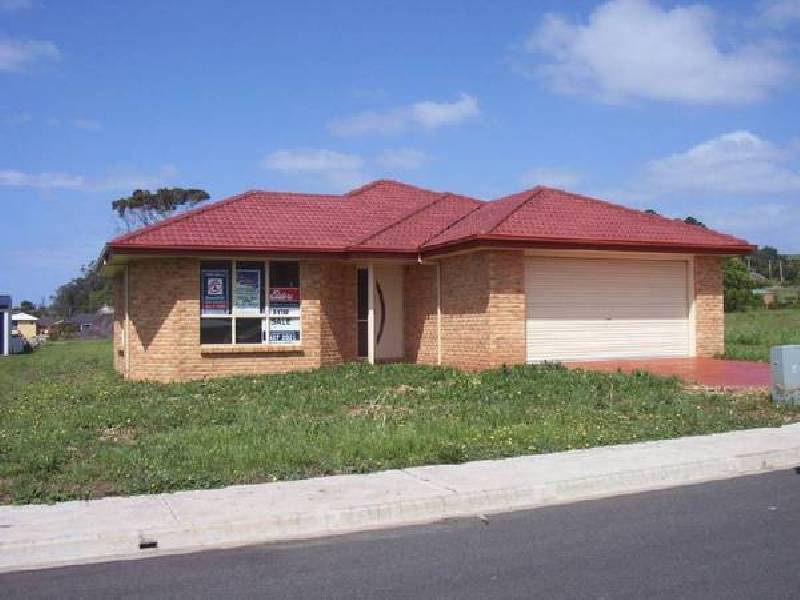 9 Waterford Drive, Sulphur Creek TAS 7316