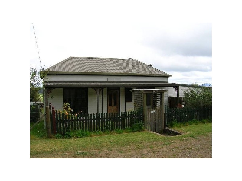 Castra Road, Castra TAS 7315