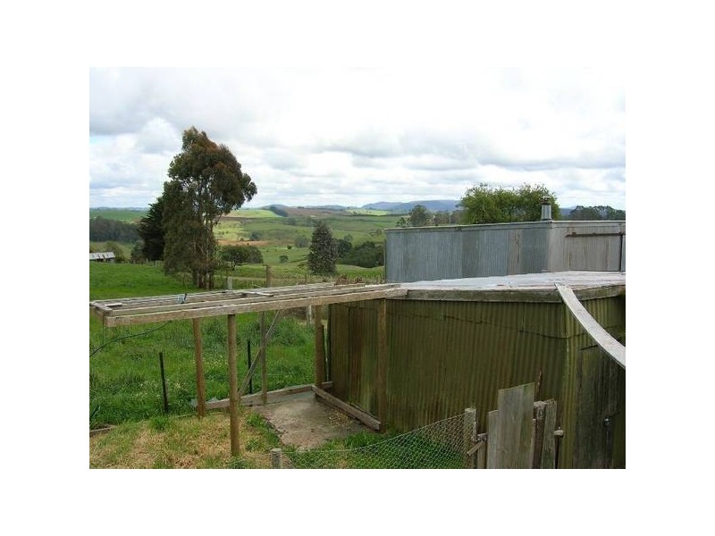 Castra Road, Castra TAS 7315