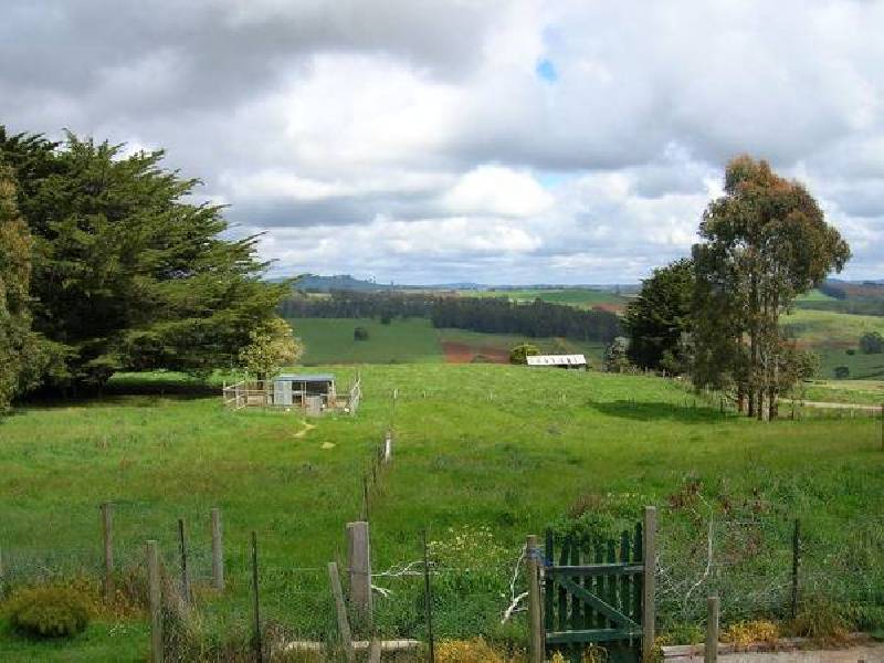 Castra Road, Castra TAS 7315