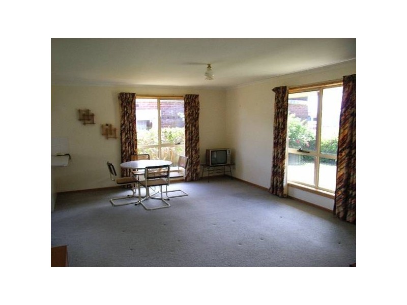 Arnold Street, Penguin TAS 7316