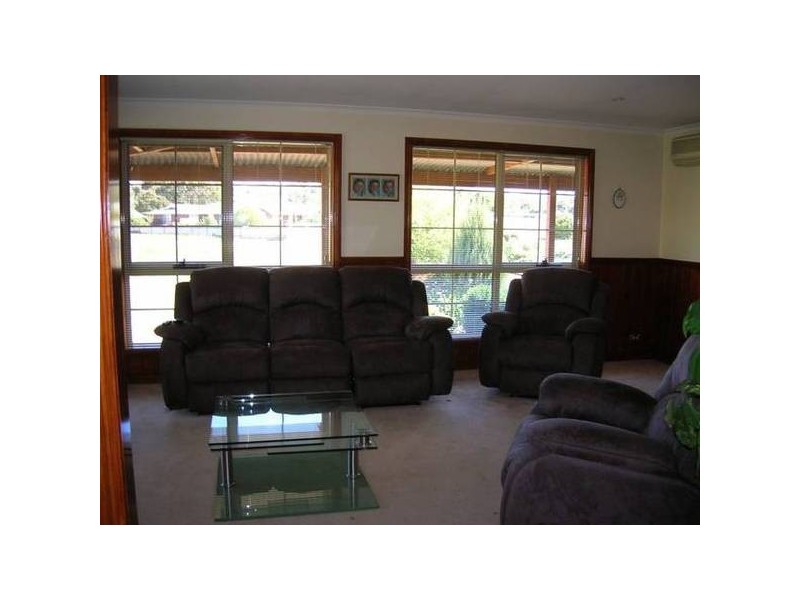 15 Knights Road, Ulverstone TAS 7315