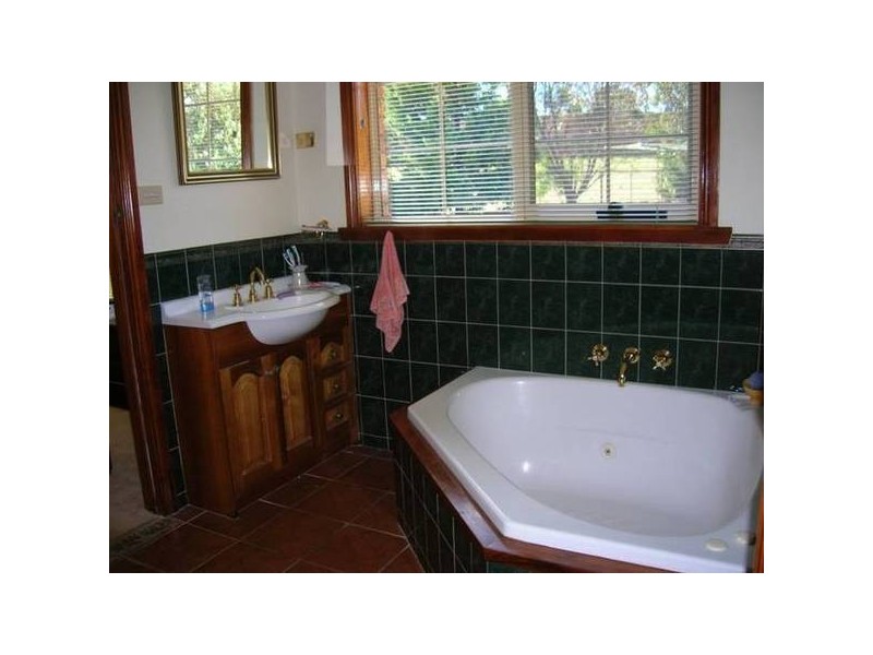 15 Knights Road, Ulverstone TAS 7315