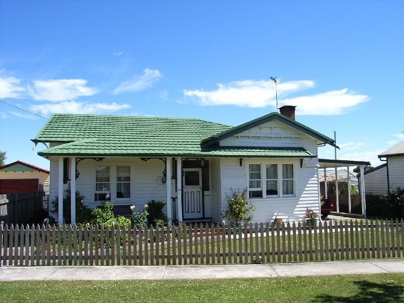 35 Alexandra Road, Ulverstone TAS 7315