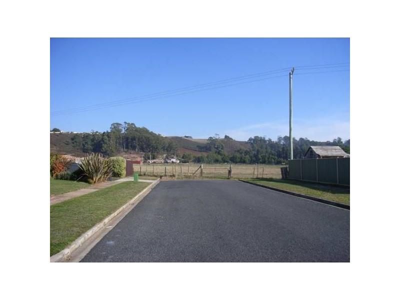 Flinders Avenue, Ulverstone TAS 7315
