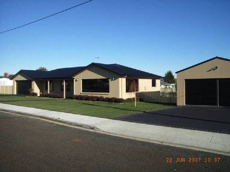 7 Dunning Street, Ulverstone TAS 7315