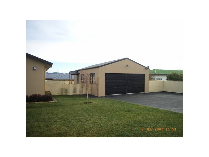 7 Dunning Street, Ulverstone TAS 7315