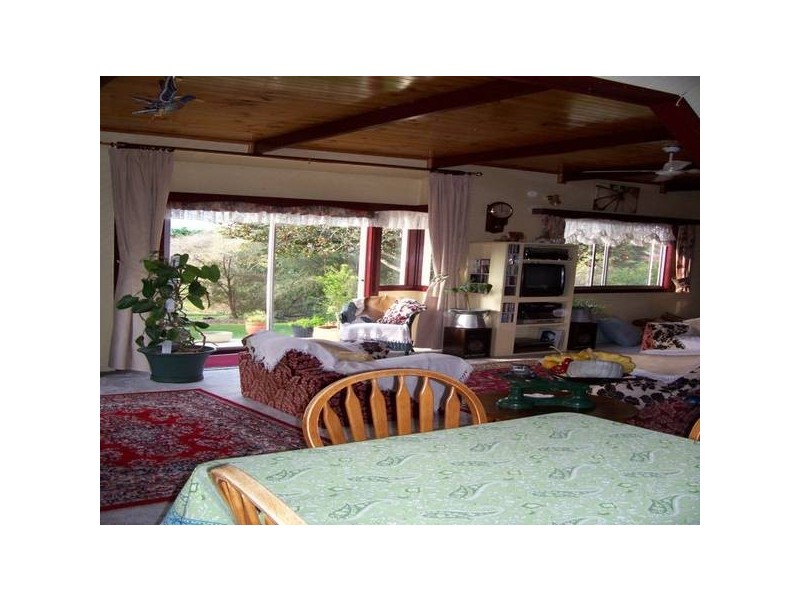 Pine Road, Penguin TAS 7316