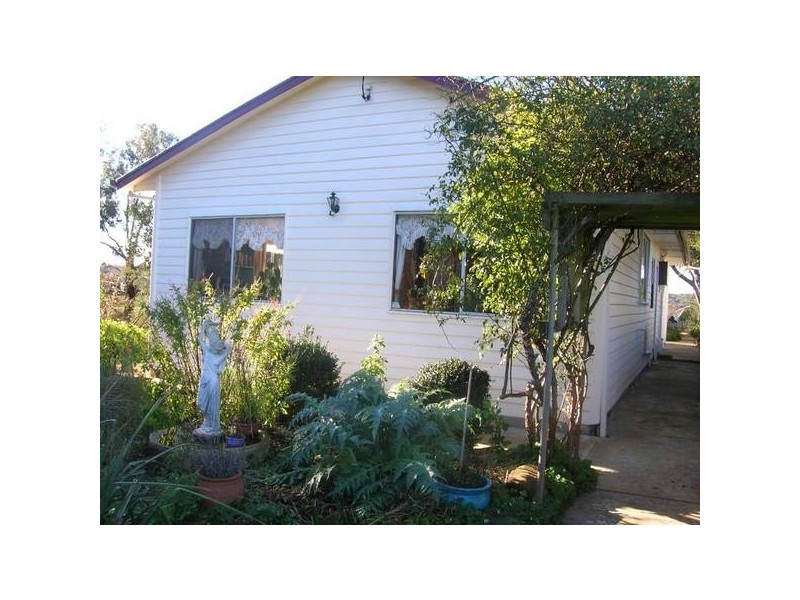 Pine Road, Penguin TAS 7316