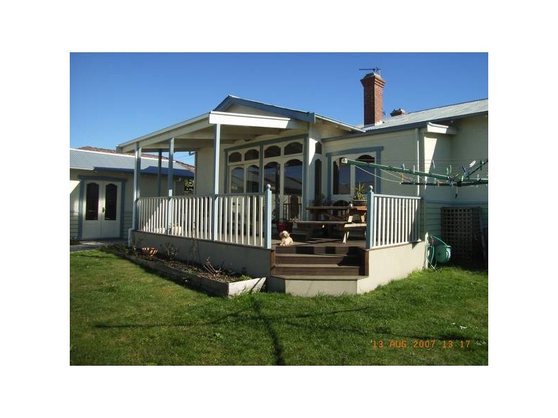 16 Water Street, Ulverstone TAS 7315