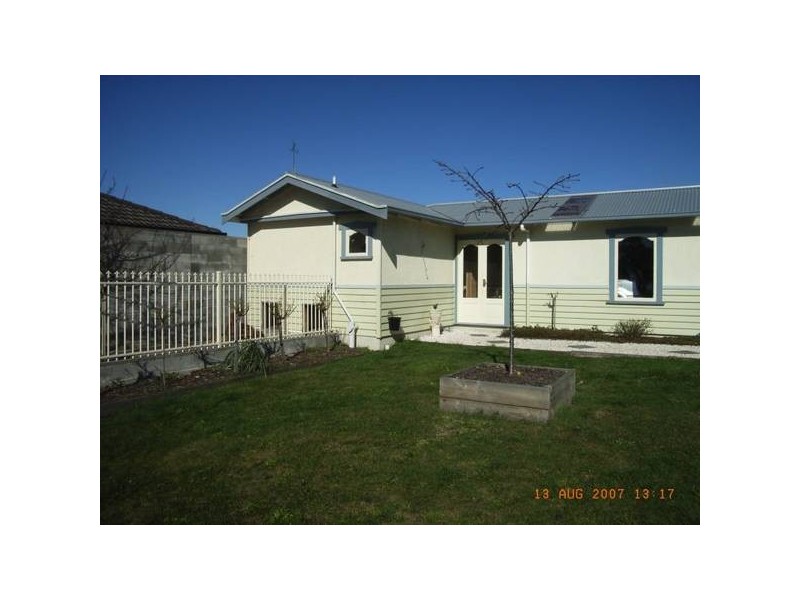 16 Water Street, Ulverstone TAS 7315