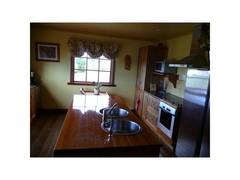 17 Dudley Crescent, Ulverstone TAS 7315