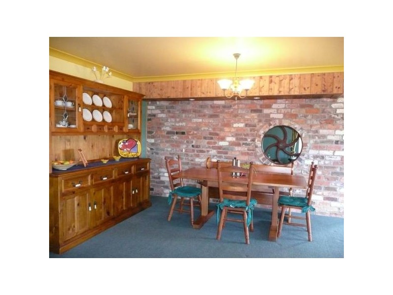 17 Dudley Crescent, Ulverstone TAS 7315