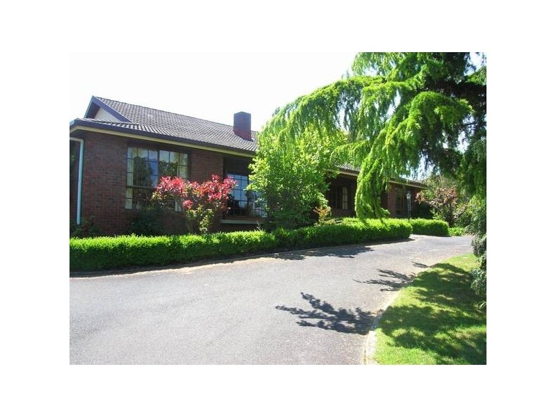 12 River Road, Ulverstone TAS 7315