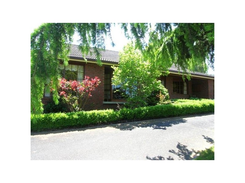 12 River Road, Ulverstone TAS 7315