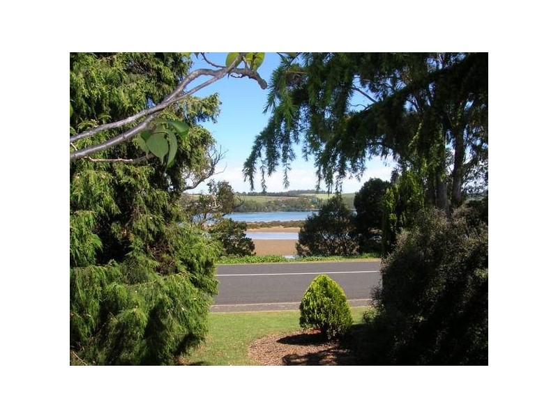 12 River Road, Ulverstone TAS 7315