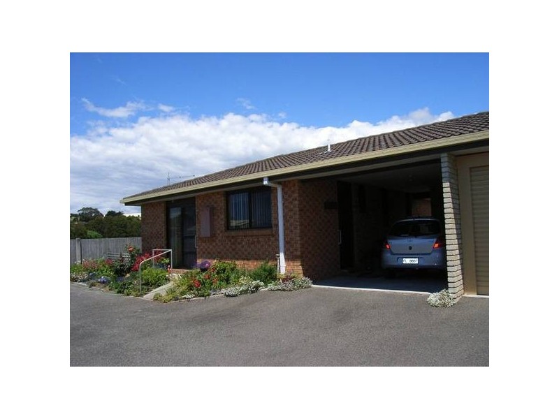 2/14 Parson Street, Ulverstone TAS 7315