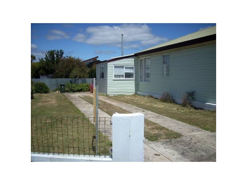 3 Helen Street, Ulverstone TAS 7315