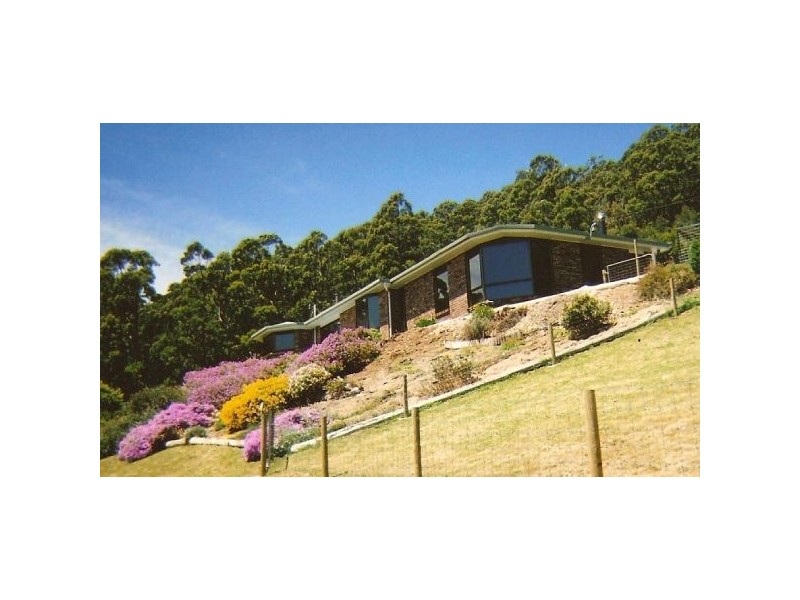 5 Sarah Road, Penguin TAS 7316