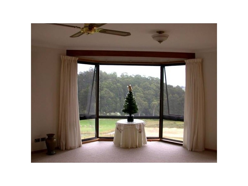5 Sarah Road, Penguin TAS 7316